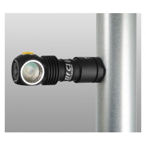 Фонарь Armytek Elf C1 Micro-USB XP-L